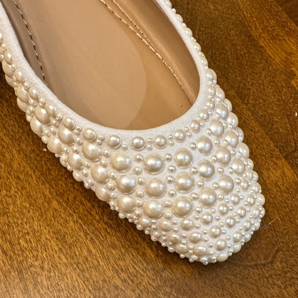 INC International Concepts NEW Women's Pearl Adorned Flats - White Pearl-Size 6 - Picture 3 of 6